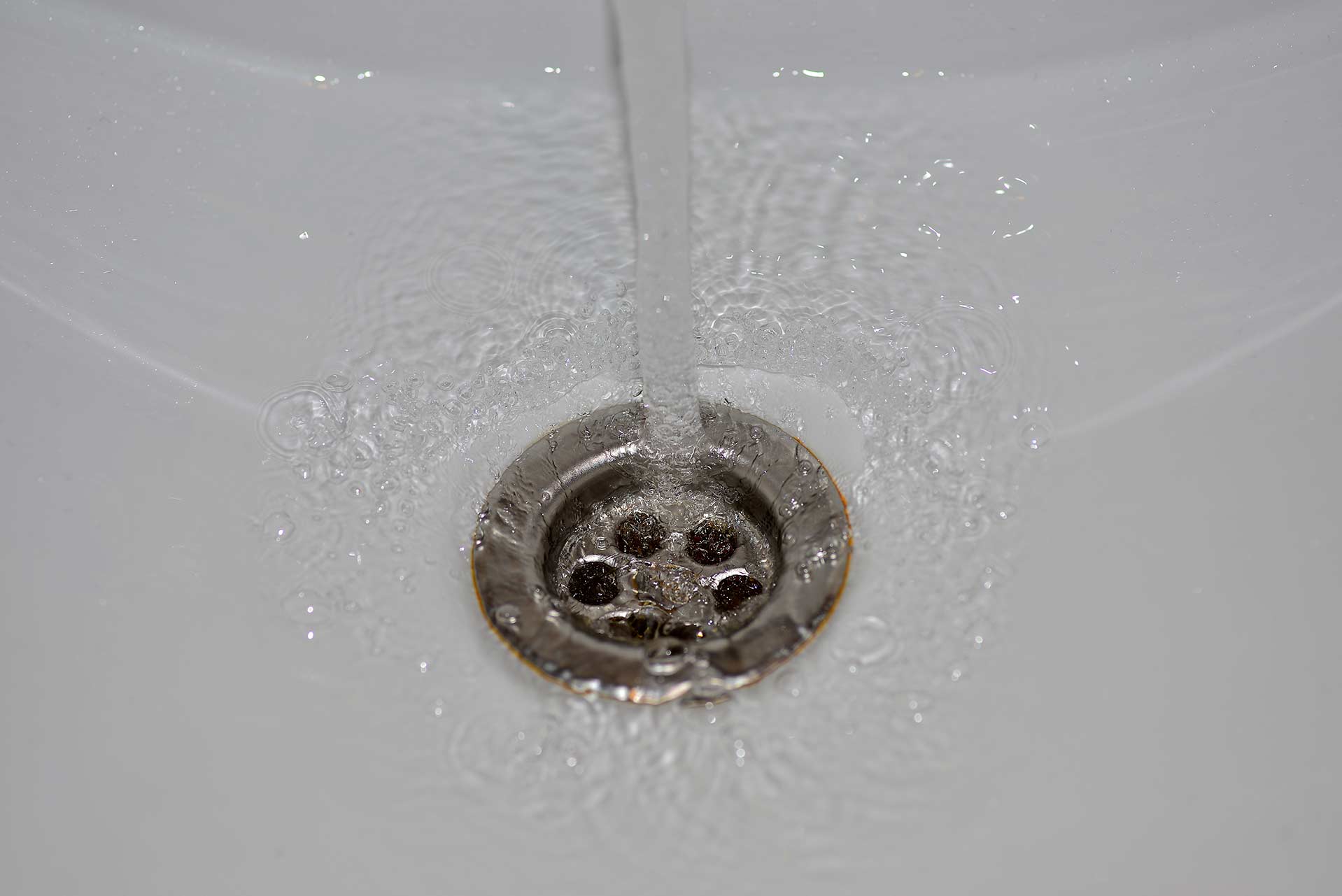 A2B Drains provides services to unblock blocked sinks and drains for properties in Spelthorne.